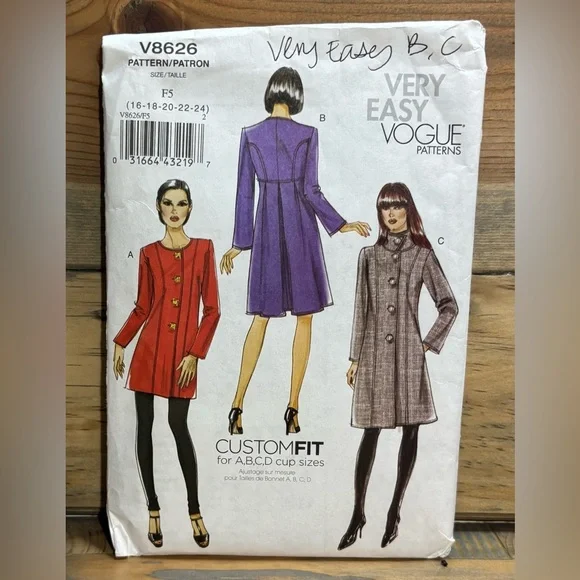 Set of 3 women’s Vogue sewing patterns D141 - Picture 2 of 7